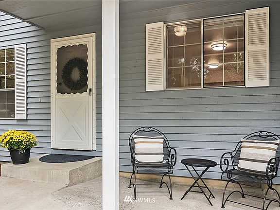 3rd image of 26815 NE Miller St
