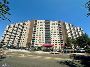 2500 N Van Dorn St APT 815, Alexandria, VA 22302