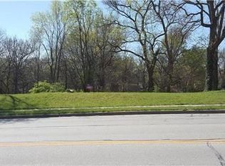 5213 NE 48th St, Kansas City, MO 64119