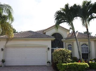 7608 N Eagle Point Dr, Delray Beach, FL 33446