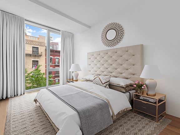 5th image of 540 W 49th St APT 601N