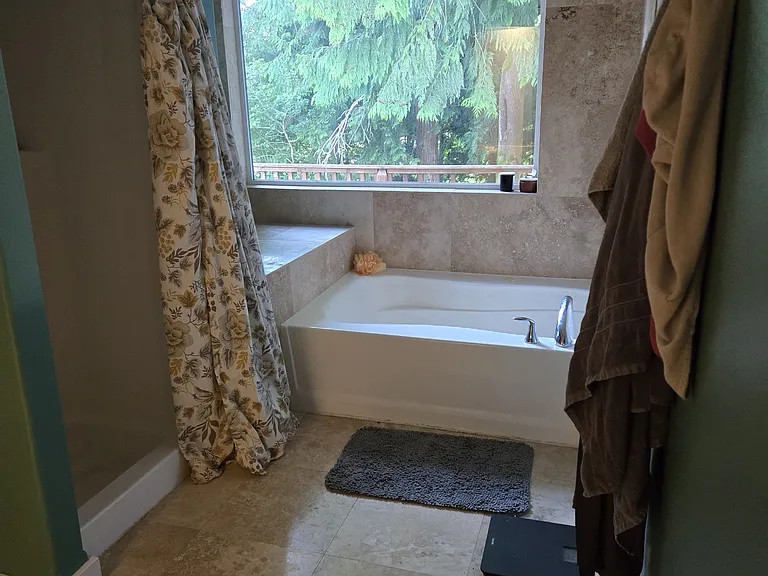 401 Burlingame Rd — Photo 10