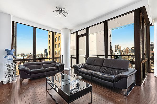 1st image of 101 W 24th St APT 33A