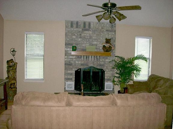 5th image of 3937 Country Meadows Cir