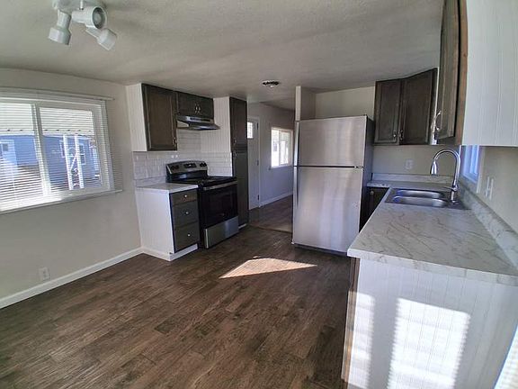 3rd image of 2200 Lancaster Dr SE Unit 18C