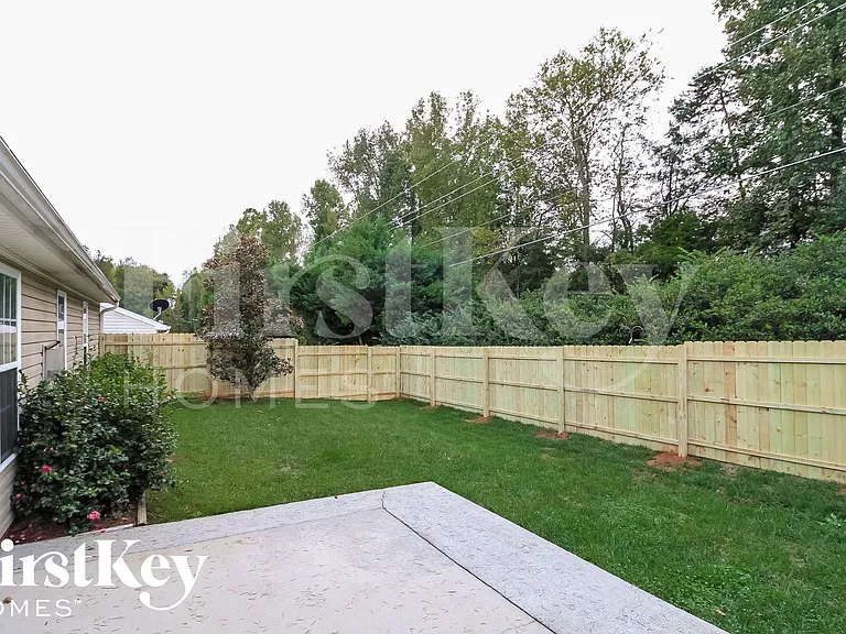 4040 Creekside Ct — Photo 14