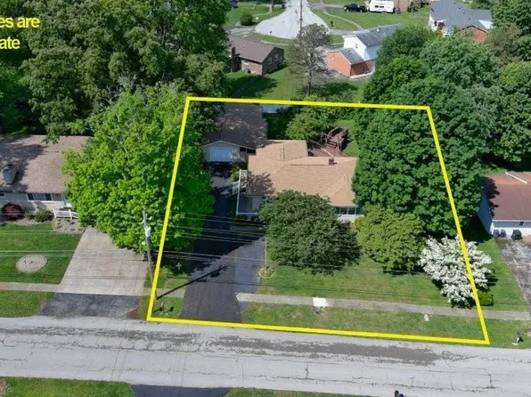 427 S Deepwood Dr, Radcliff, KY 40160