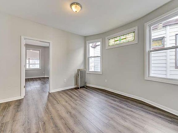 5th image of 260 Ogden St Floor 2