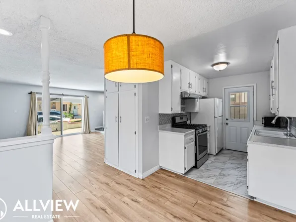 253 17th Street, 253 17th St APT A, Seal Beach, CA 90740