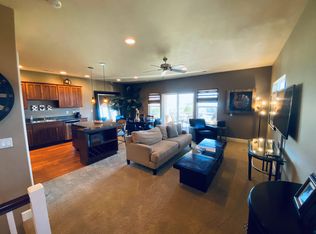 23146 Sunserra Loop NW #B16, Quincy, WA 98848