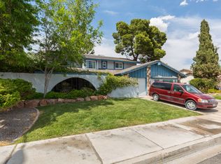 3724 E Harmon Ave, Las Vegas, NV 89121