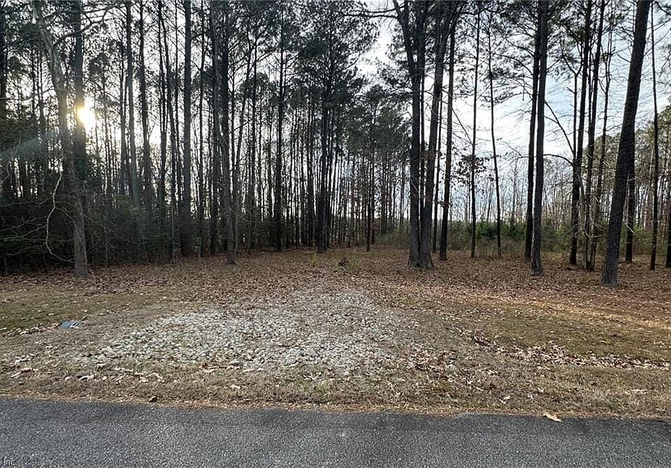 1st image of 2510 Creekway Dr
