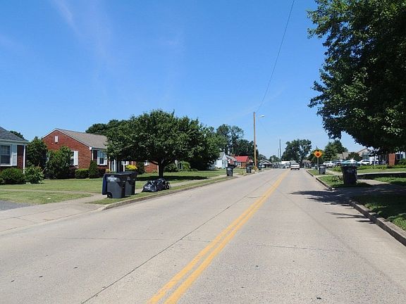 5th image of 1521 E Sevier Ave