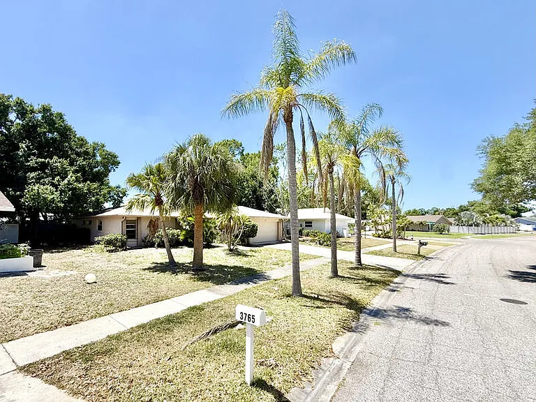 3777 Gatewood Dr — Photo 8