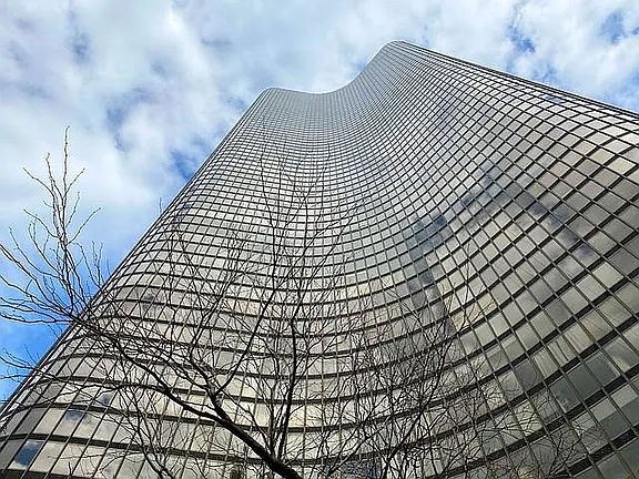 2nd image of 505 N Lake Shore Dr APT 1506