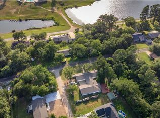 334 Fountain Bleau Ln, Normangee, TX 77871
