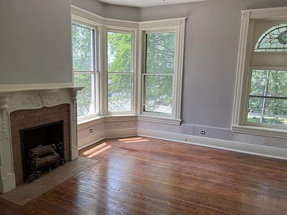 2nd image of 1831 S 3rd St APT 3