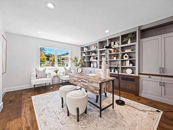 5th image of 20319 Kirkmont Dr