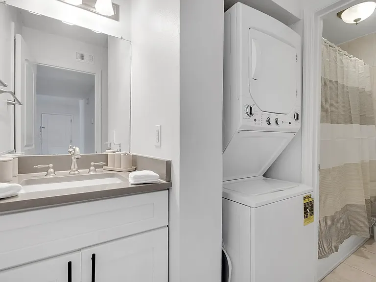 Innovo Living Hyde Park- Palma Ceia — Photo 38
