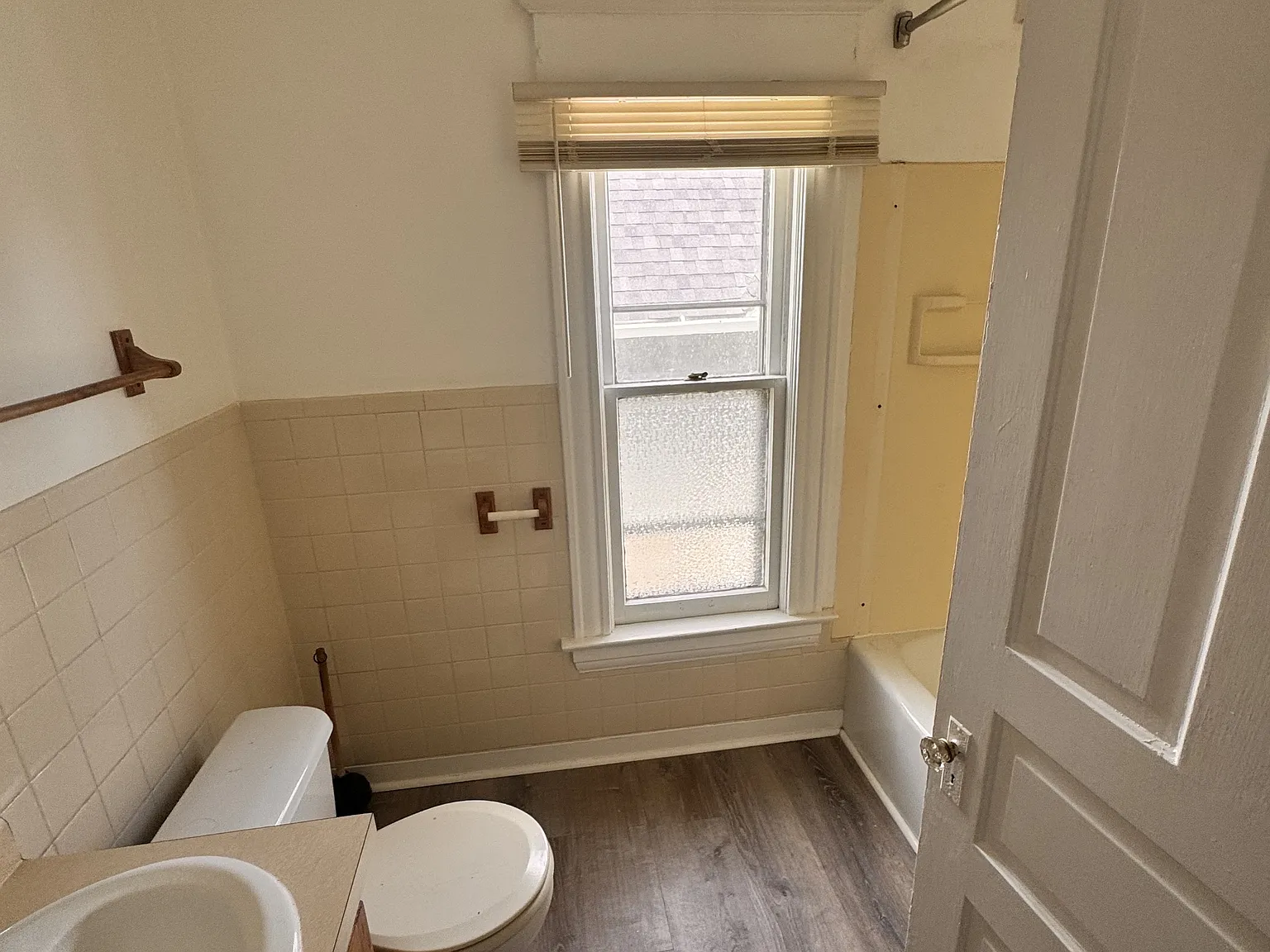 1432 Hayes Avenue - 2 — Photo 4