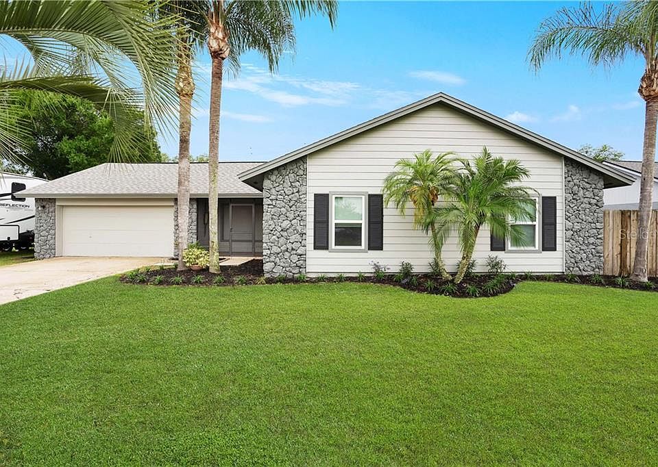 1st image of 1080 Palos Verde Dr