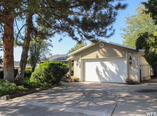 3277 E English Way, Cottonwood Heights, UT 84093