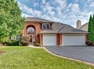 124 Peace Ave, Bolingbrook, IL 60490