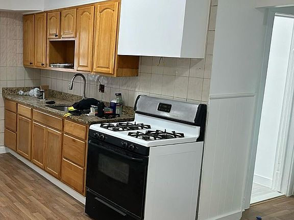 3rd image of 89-14 181st St #1