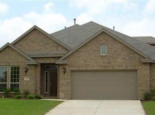 2816 Nighthawk Dr, Mesquite, TX 75181