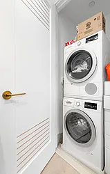 Rented by New York Casas Ltd.