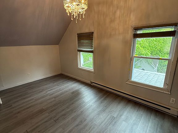 Bedroom 2nd floor