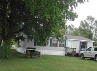 805 N 4th St, Eddyville, IA 52553