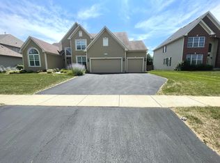 1855 Andover Ln, Crystal Lake, IL 60014