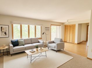 3544 Aquila Cir #86, Minneapolis, MN 55426