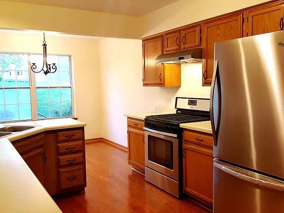 2nd image of 115 Thistle Ct #F115