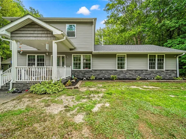 3942 Austin Rd, Geneva, OH 44041