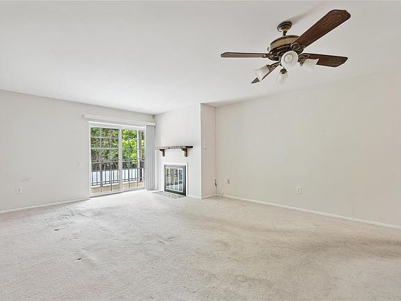 4th image of 3107 Garnette Dr APT B9