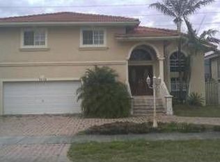 15721 SW 42nd Ter, Miami, FL 33185