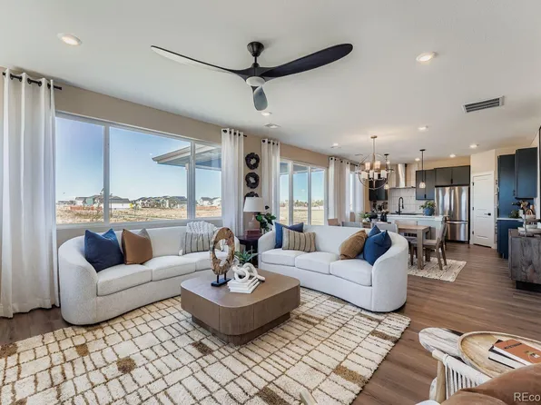 55043 E 27th Avenue, Strasburg, CO 80136