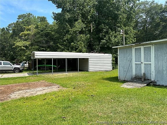 5th image of 17121 Devon Dr