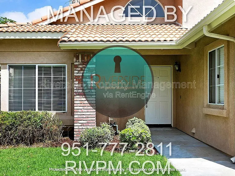 549 Bruin Dr — Photo 4