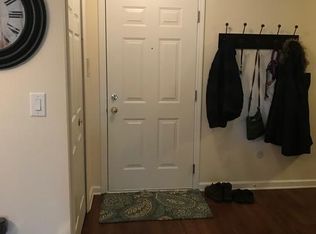 15265 Lakeside Village Dr APT 203, Clinton Township, MI 48038