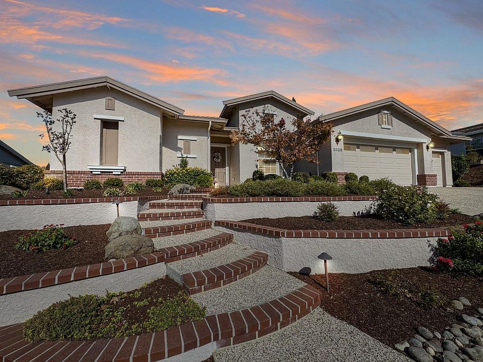 1st image of 2028 Caravelle Ct
