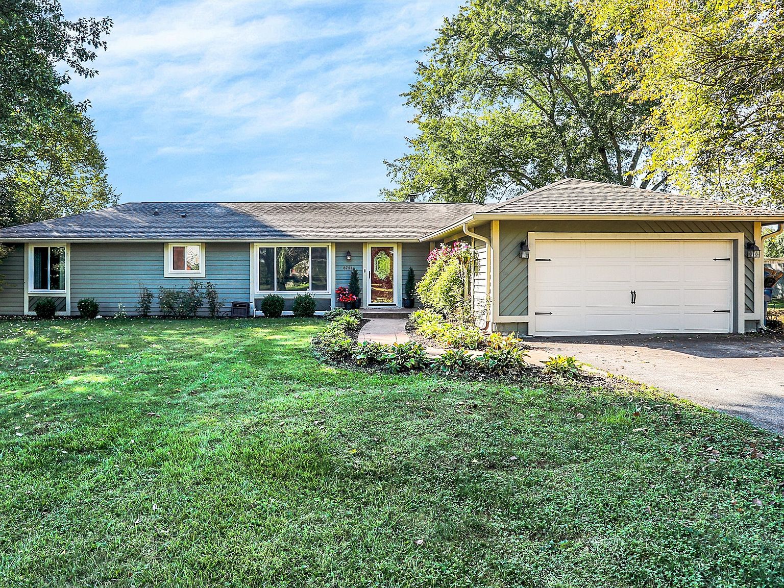 8721 Maple Hill Dr, Indianapolis, IN 46239 Zillow
