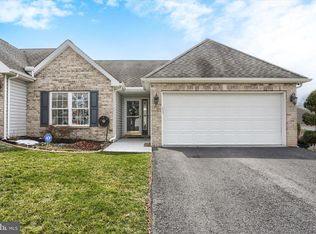 53 Burwick Dr, Mechanicsburg, PA 17050