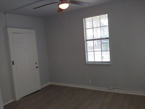3rd image of 127 Sandmeyer St APT 1