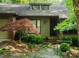 631 Saint Annes Rd NW, Marietta, GA 30064