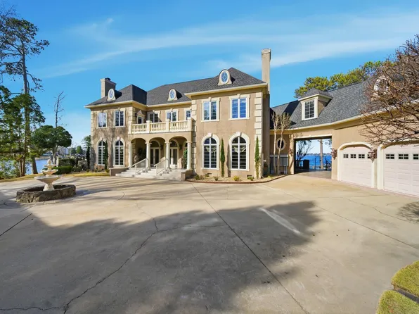 180 Lillian St, Gilbert, SC 29054