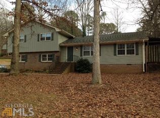 2275 Pine Point Dr, Lawrenceville, GA 30043