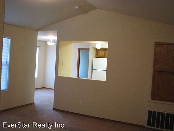 3rd image of 6305 Chapel Hill Blvd #S201